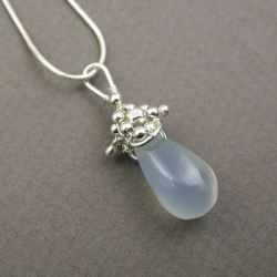 YOJ09-17 Chalcedony Effervescence Pendant