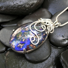 YOJ09-33 Boulder Opal Pendant (2009)